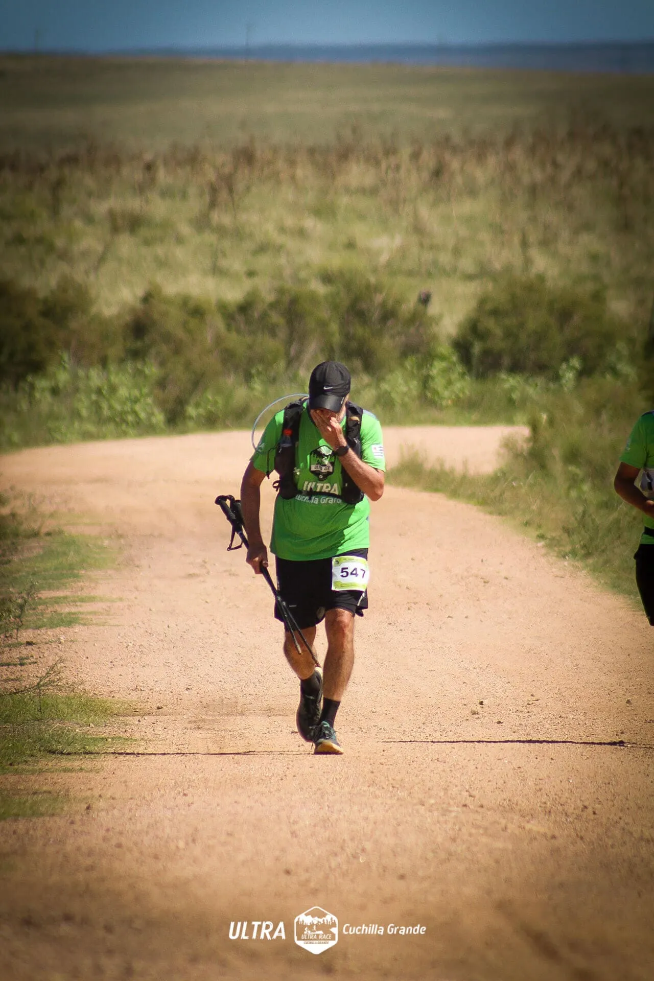 Corredor bajo el sol abrasador